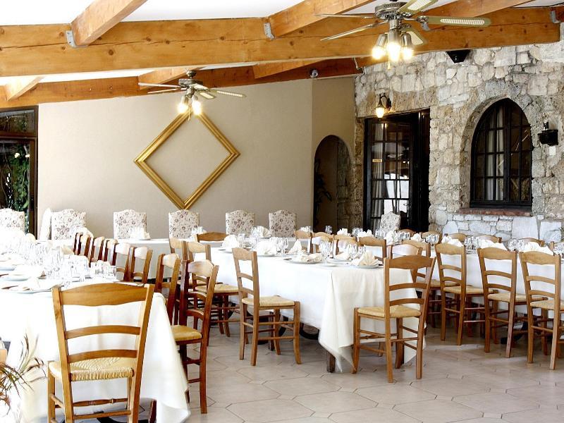 Hotel Logis Le Relais Imperial Saint-Vallier-de-Thiey Esterno foto